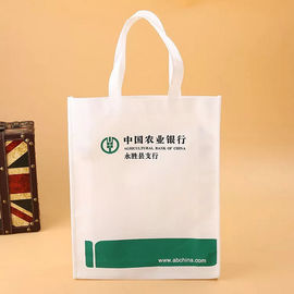 China Weiße und grüne nicht Gewebes-Taschen mit Drucklogo auf der Oberfläche fournisseur